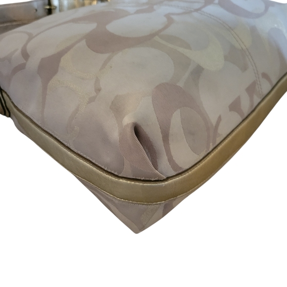 Coach Cream Shoulder Bag with Gold Accents - Picture 9 of 15